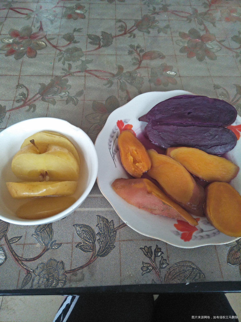 有没有姐妹们怀孕后皮肤变得好干,三十岁,二胎,三个月的时候不上班了,在家也不怎么...