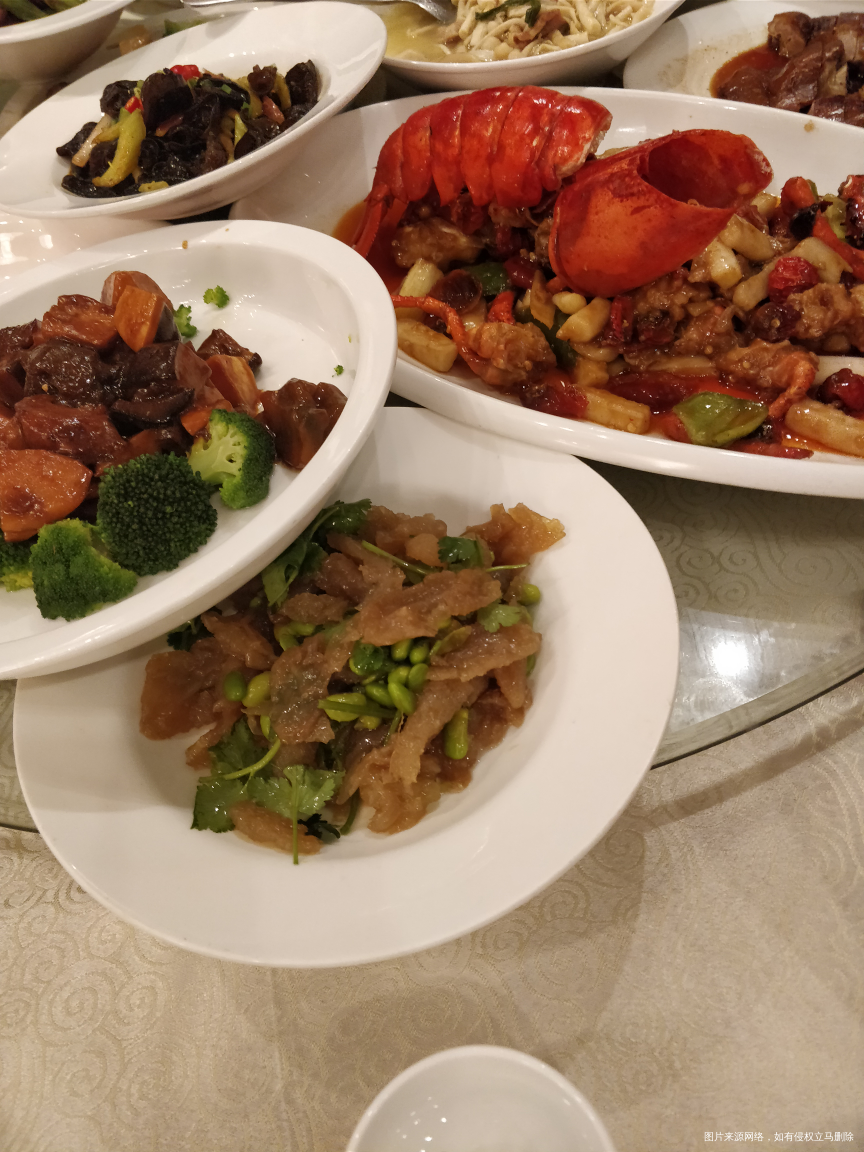 今天的年夜饭,晒晒哈😄
