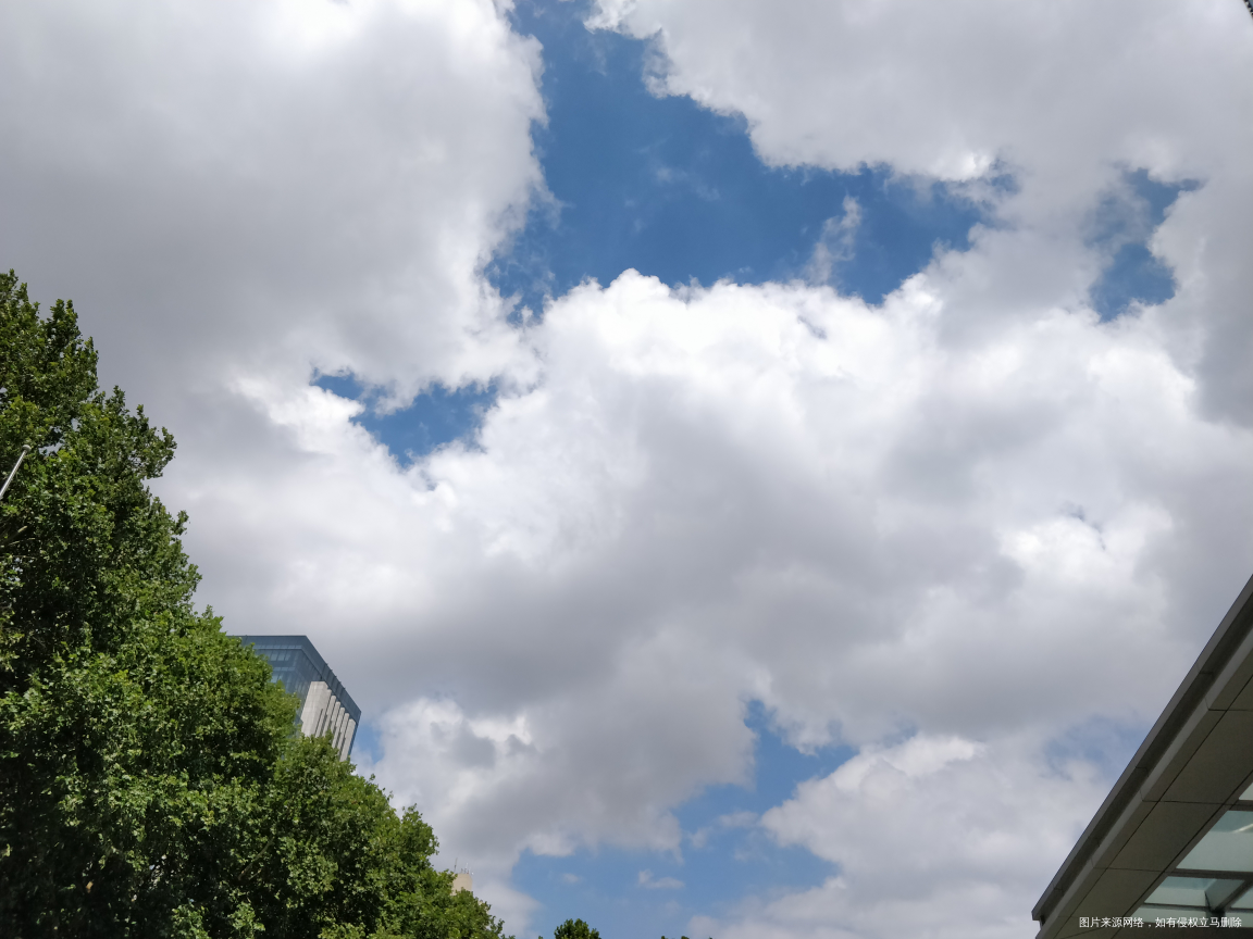 今天南京天空好蓝好蓝