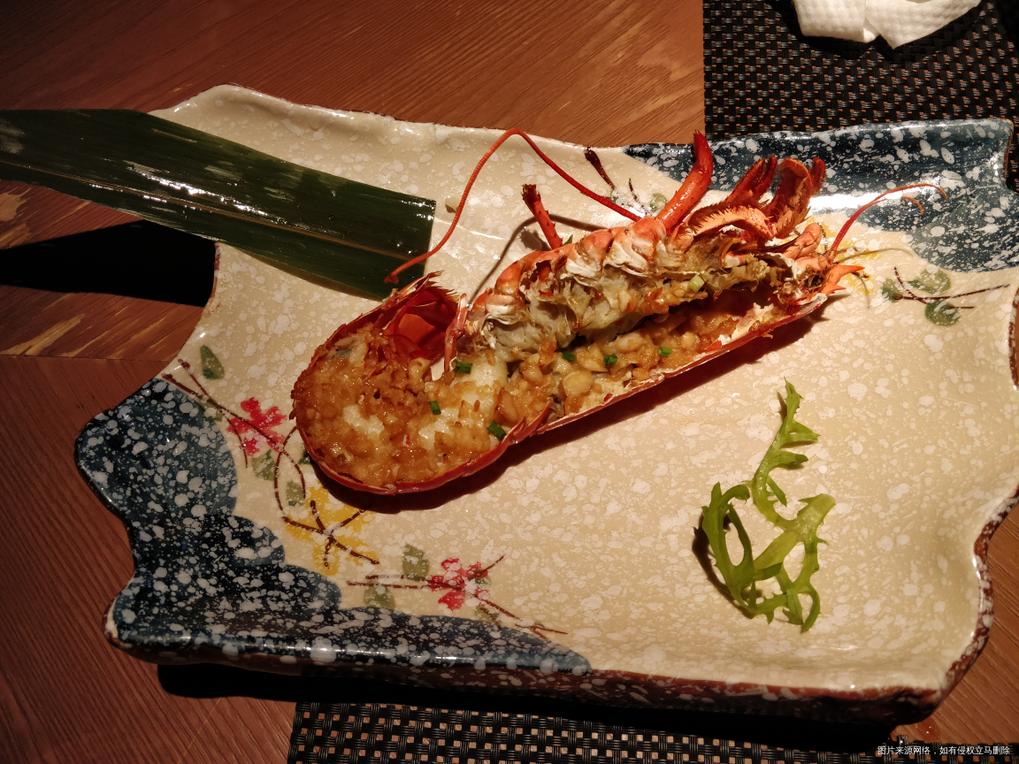 今天的海鲜自助大餐,去年也是7月份吃的