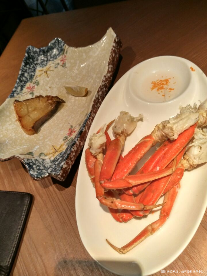 今天的海鲜自助大餐,去年也是7月份吃的