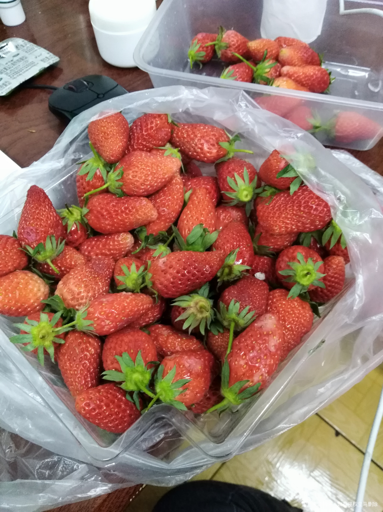 我买过的最好吃的草莓没有之一
