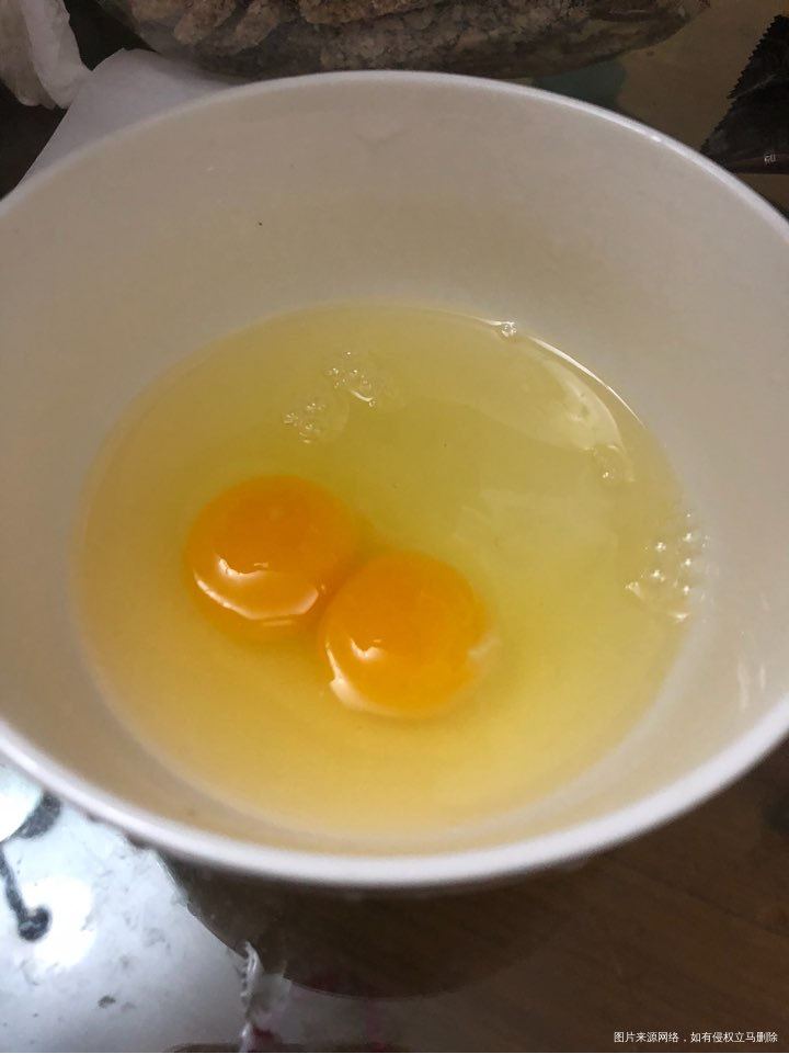 双胎爸做饭遇到双黄蛋