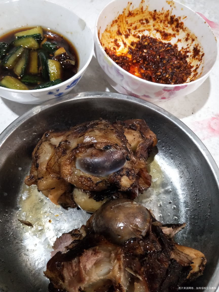 中午就剩我和宝宝婆婆了