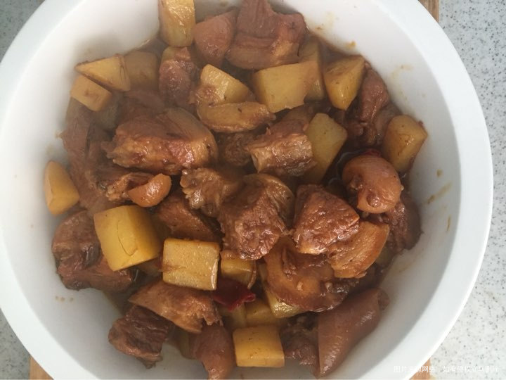 吃饭了,吃饭了,中午饭开吃