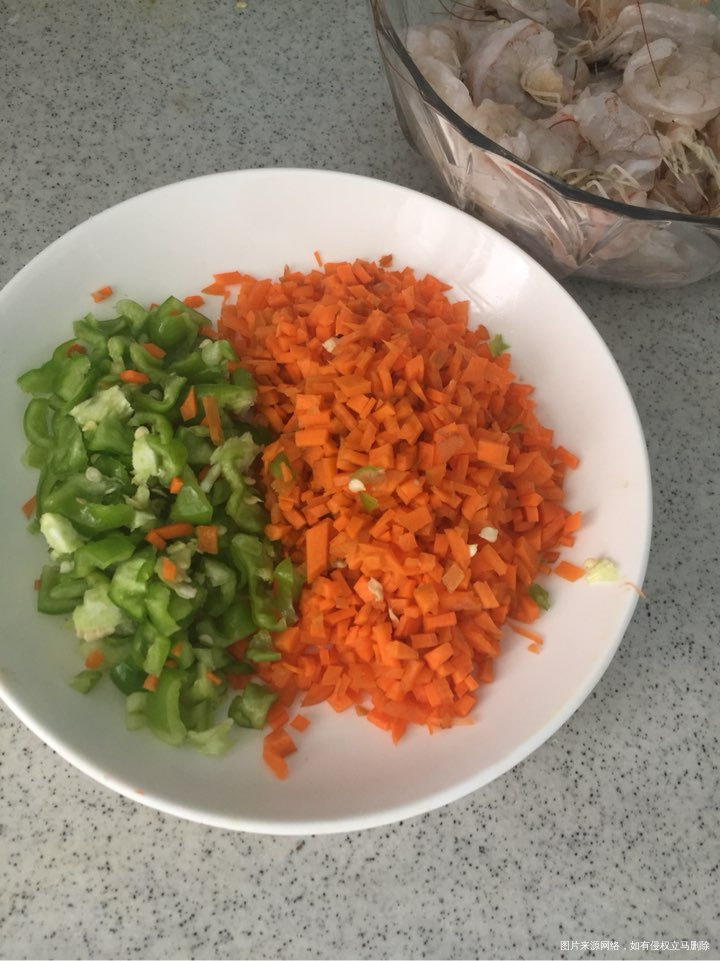 虾头虾壳虾丸,新鲜出炉!