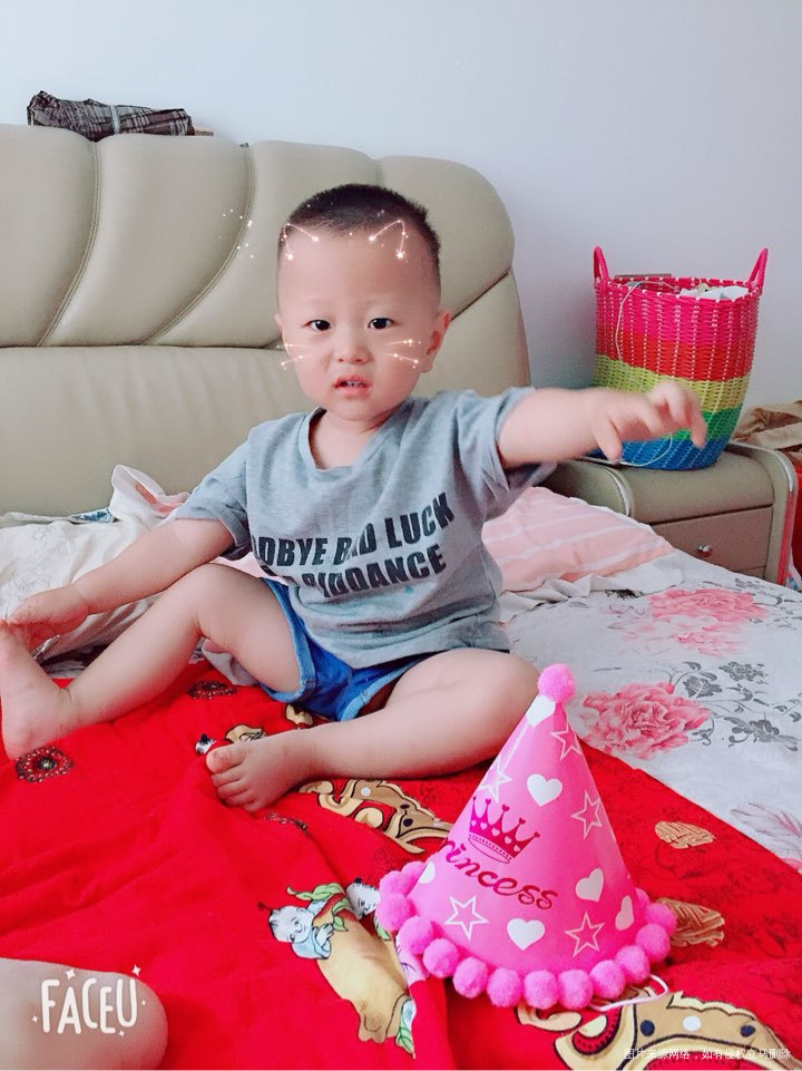 哈哈!和现男友谈了一夜的恋爱!
