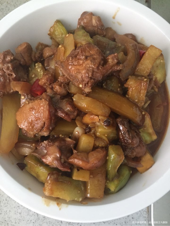 昨天婆婆快递过来的辣椒酱