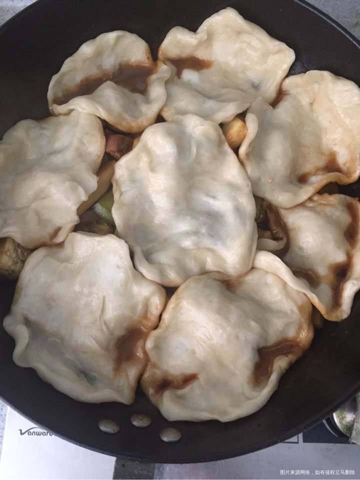 昨天婆婆快递过来的辣椒酱