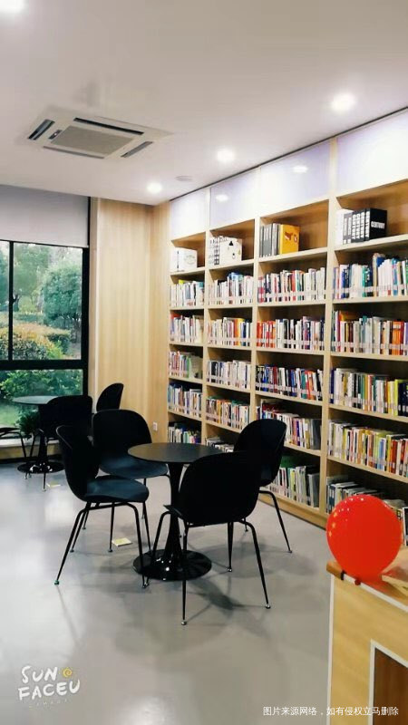 宿舍后面建了个高大上的图书馆