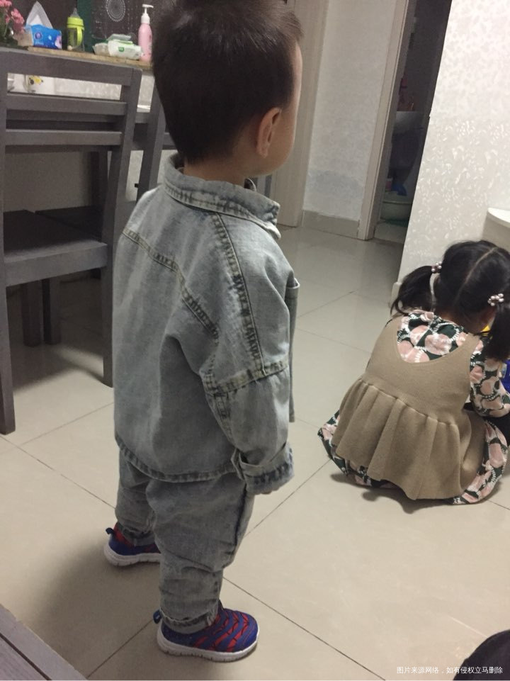 刚刚这个小伙子把我感动了一下下