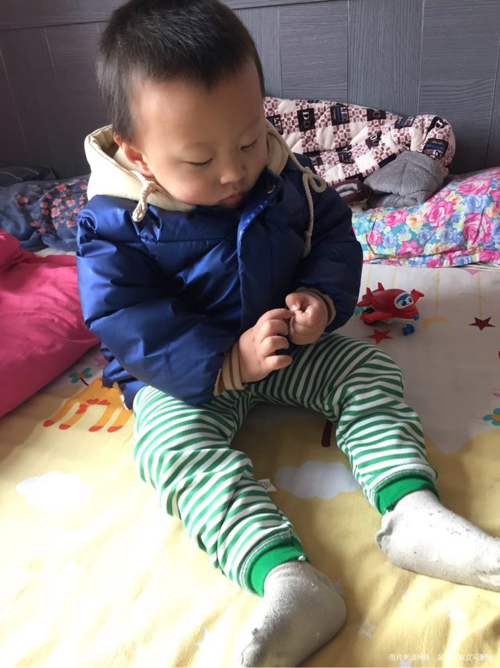 小宝又长大了一点哈哈哈