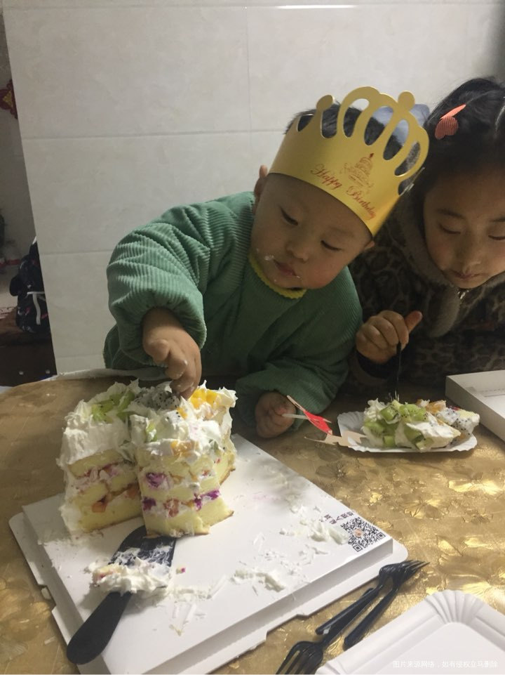 没有谁的生日,只是想吃蛋糕而已