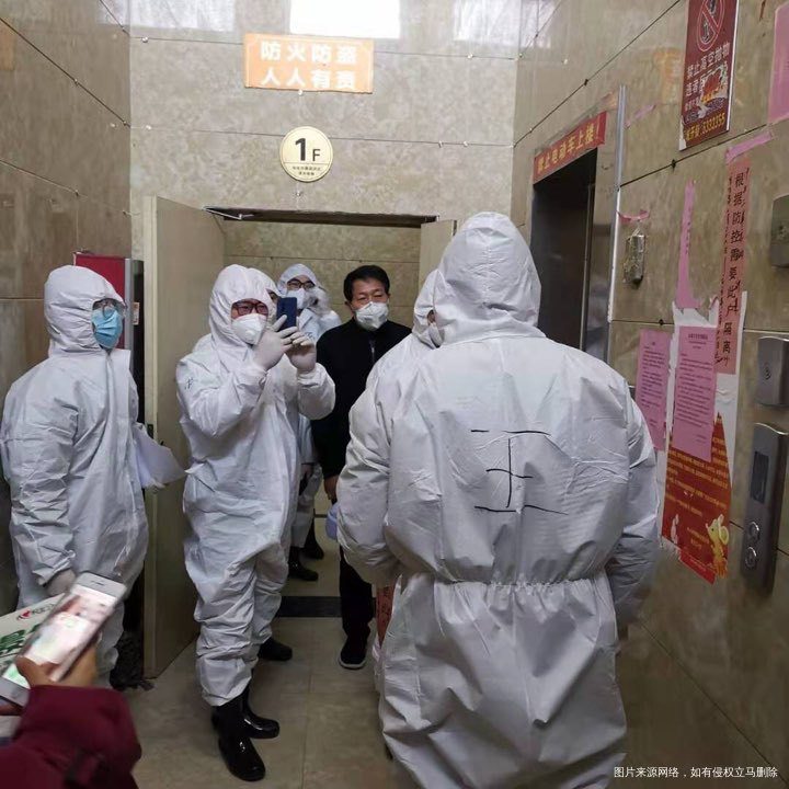 我们小区已经发现一例高危疑似