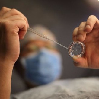 精子活力低是做试管婴儿好还是做人工授精好