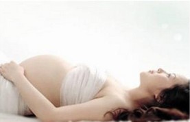 生完孩子肚子特别大  生完孩子多久会来月经