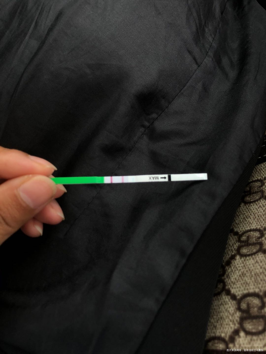 14号中午打的破卵针今早测的强阳昨晚没同房还