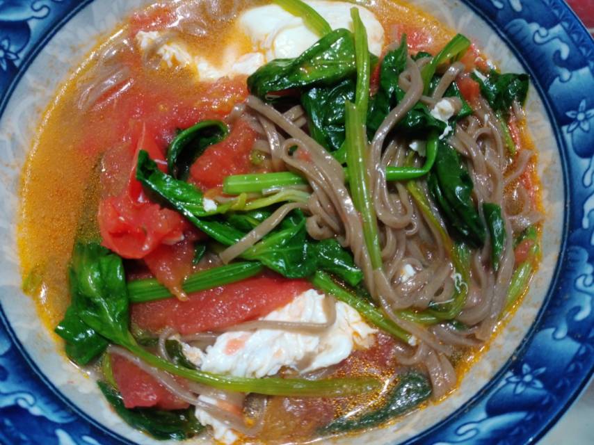 415周四早上黑豆红薯鸡蛋牛奶中午西红柿鸡蛋