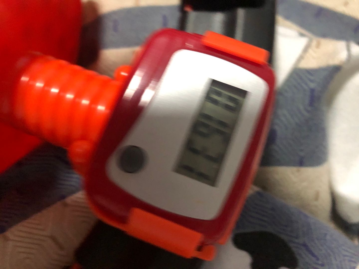 早餐一个包子一个鸡蛋午餐冬瓜干锅花菜晚餐发生