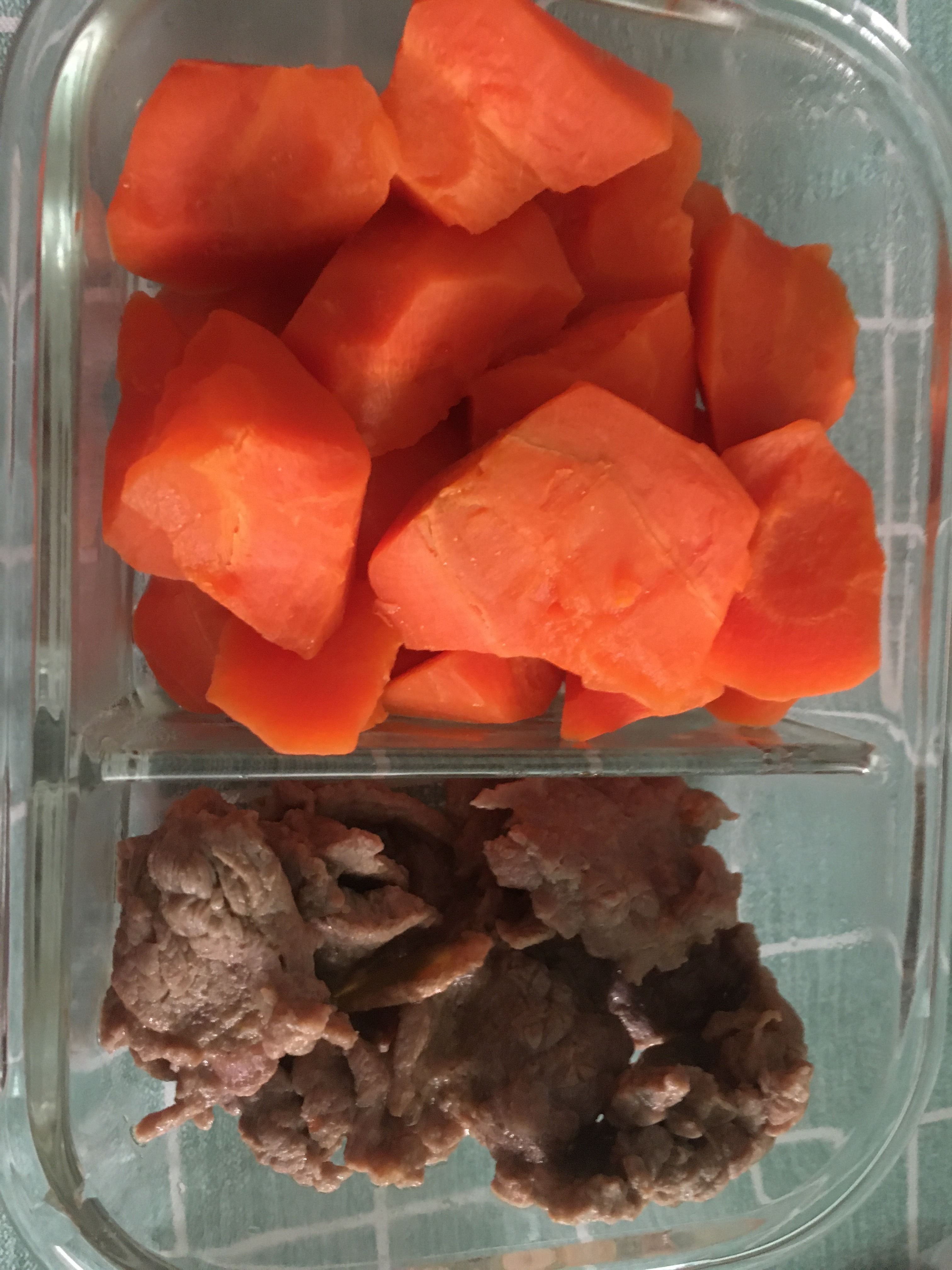 早餐🥣两个鸡蛋🥚一杯玉灵膏姜枣红糖水!一