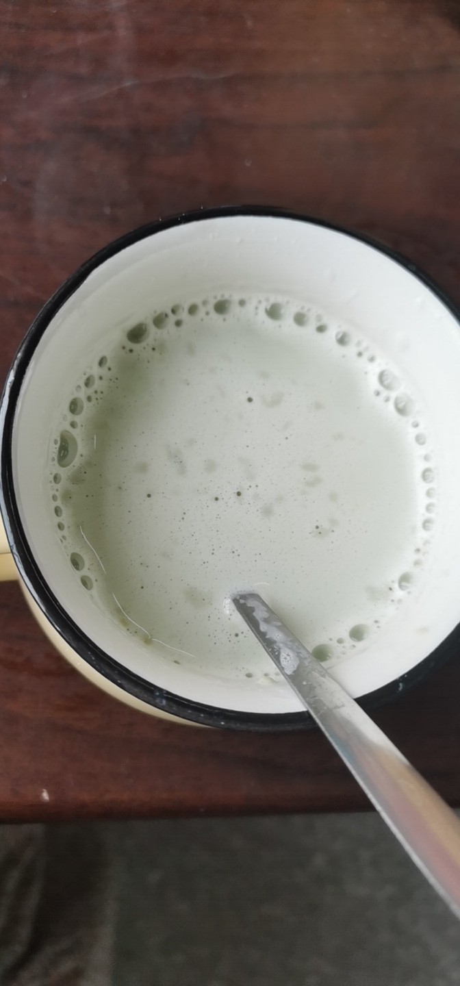 坚持喝豆浆,血橙饮,和花茶,今天月经似乎来了