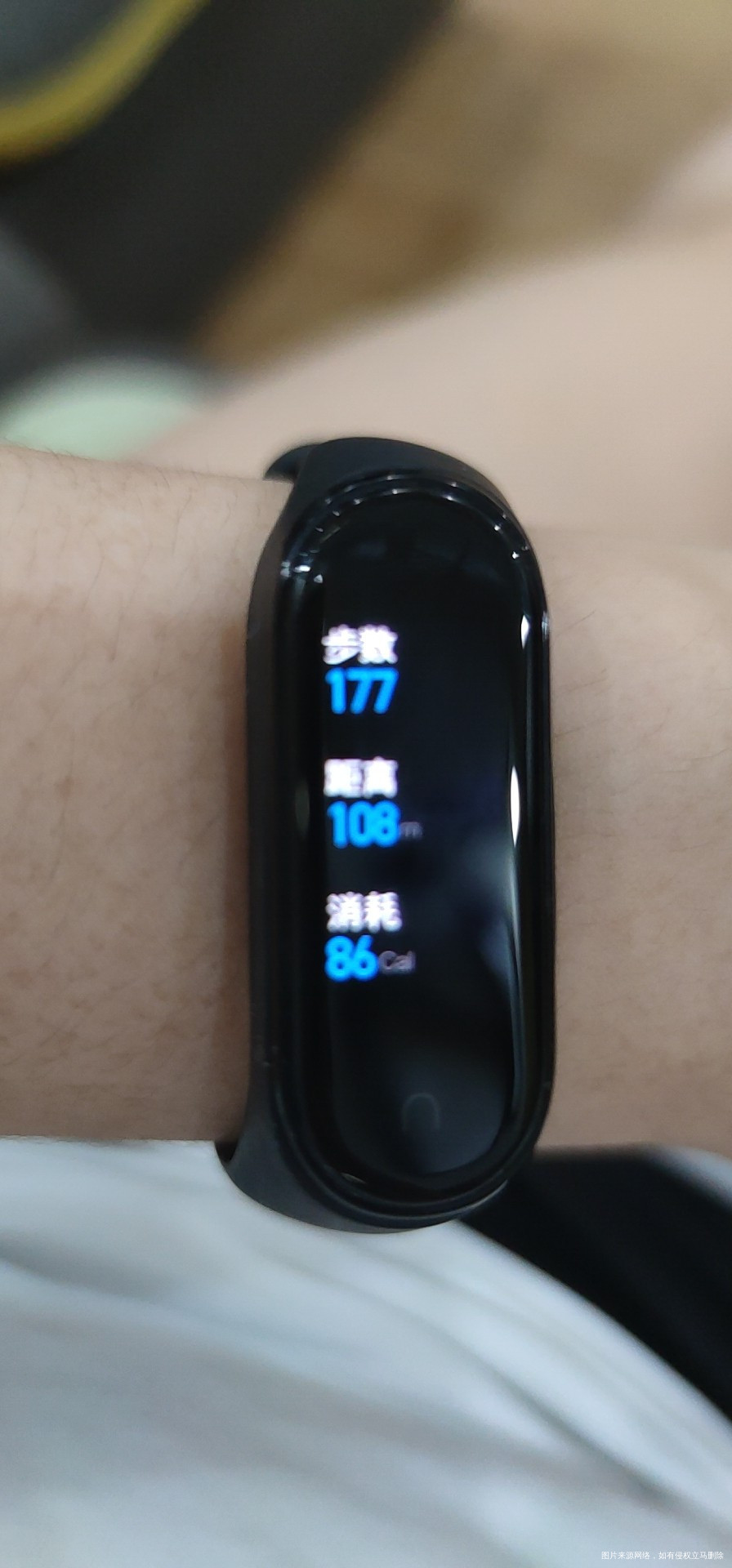 今天晚上下好大的雨,导致阳台的下水口水倒灌到