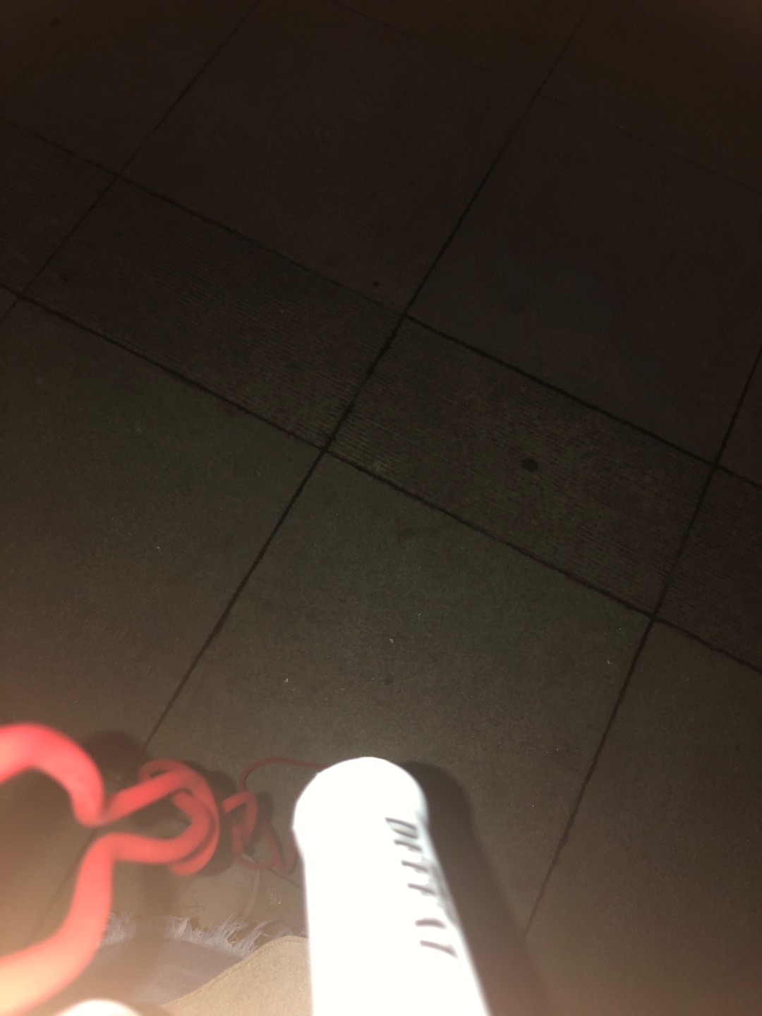 跳绳100个简易开合跳30个高抬腿跳30个胯