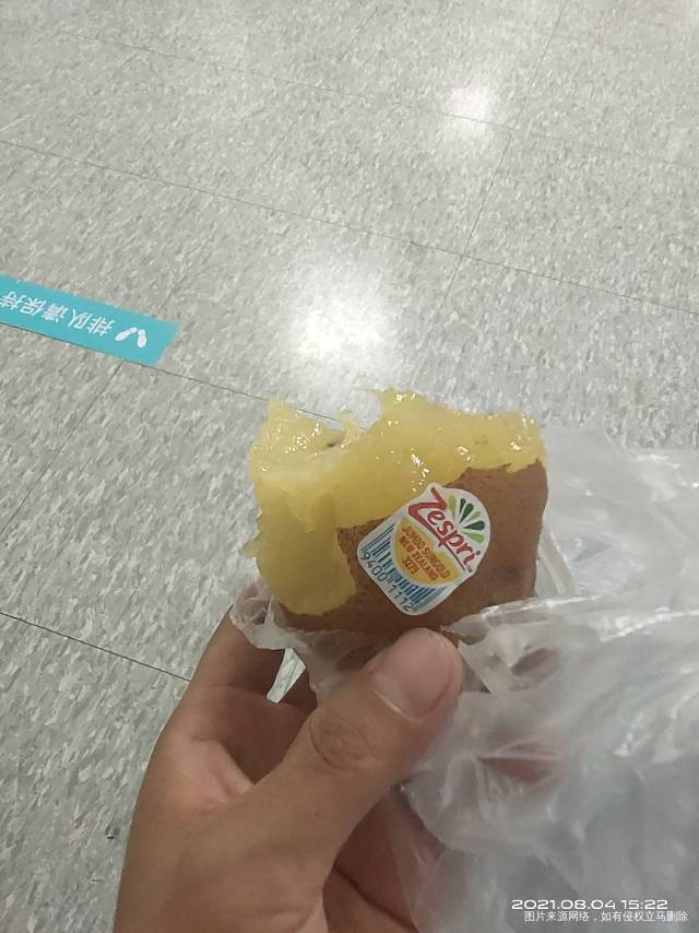 早,鸡蛋牛奶+全麦馒头+烩菜。午,杂粮饭红薯