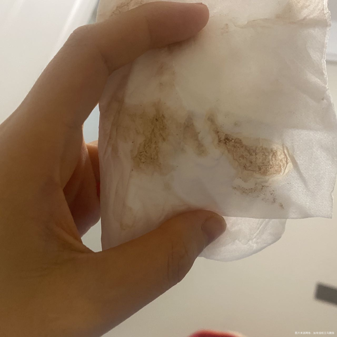 冻胚移植第7天验尿阳性第九天早上出现褐色分泌