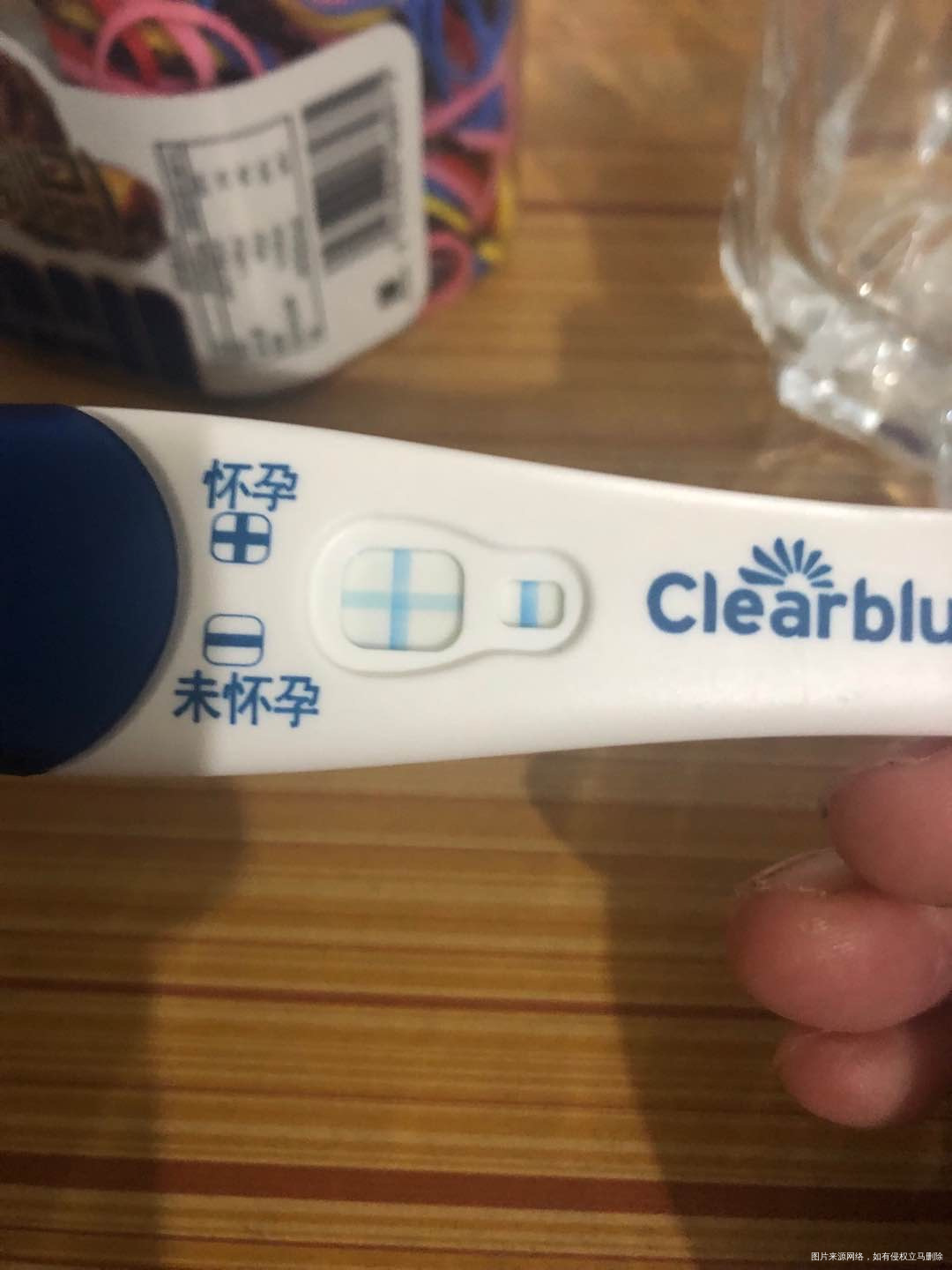 今天移植第十一天了为什么用别的验孕棒都很浅可