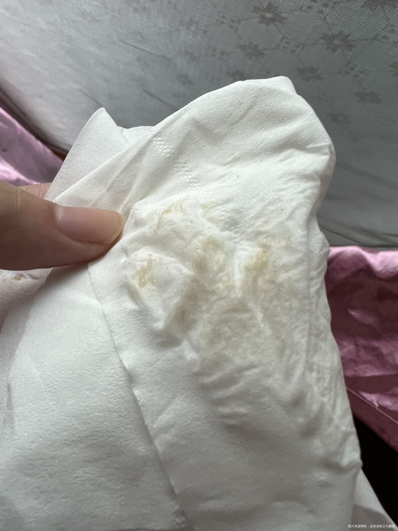 22号移植鲜胚今天24号有粉褐色的分泌物严重