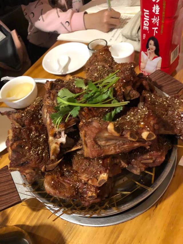 来爸爸家蹭减肥餐吃哈哈/::>