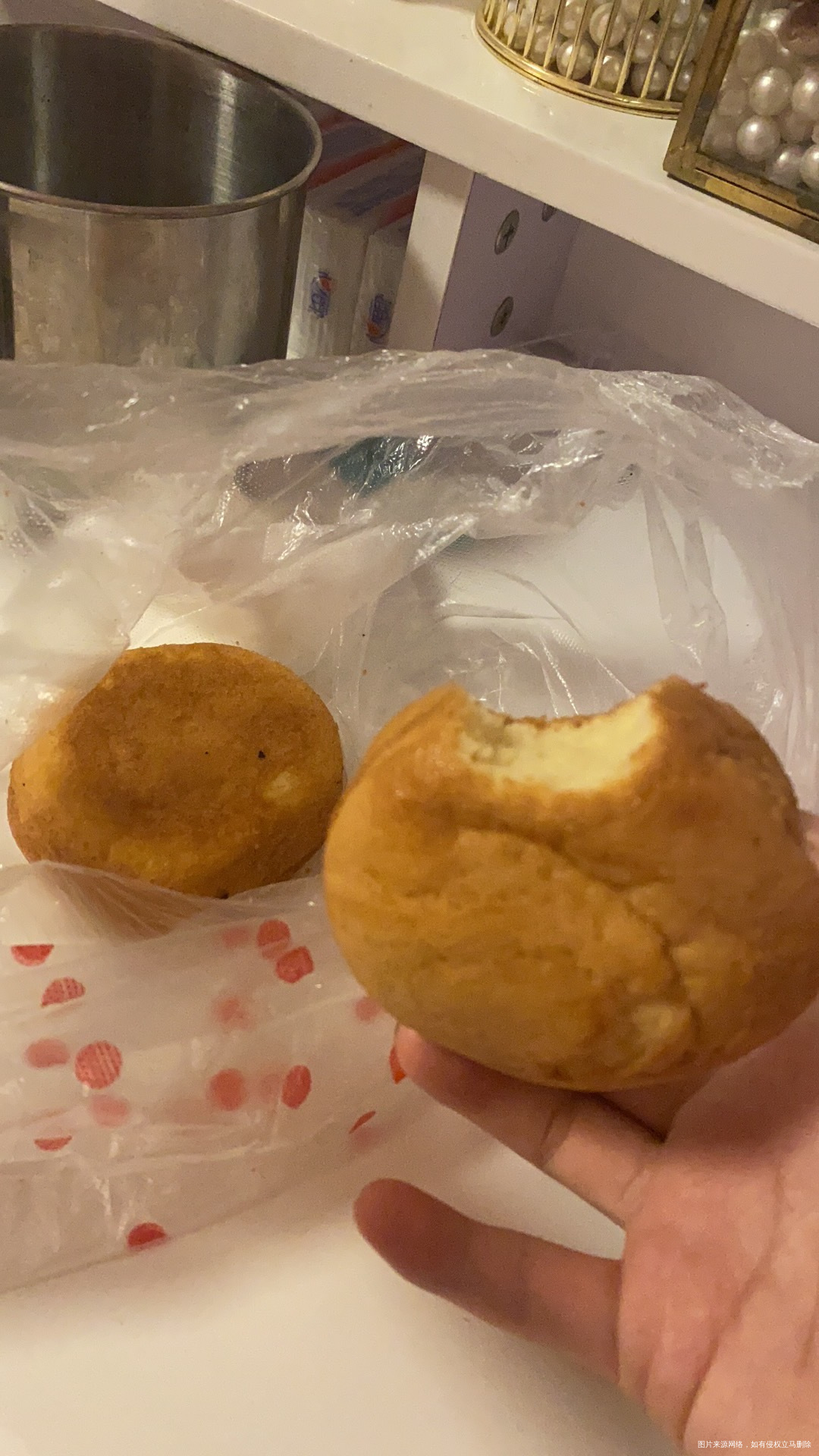 孕期这种鸡蛋糕没放冰箱一直放在外面的这个天气