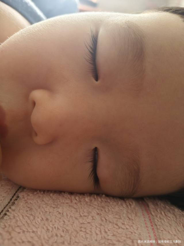 孩子眼皮上有个疙瘩怎么办