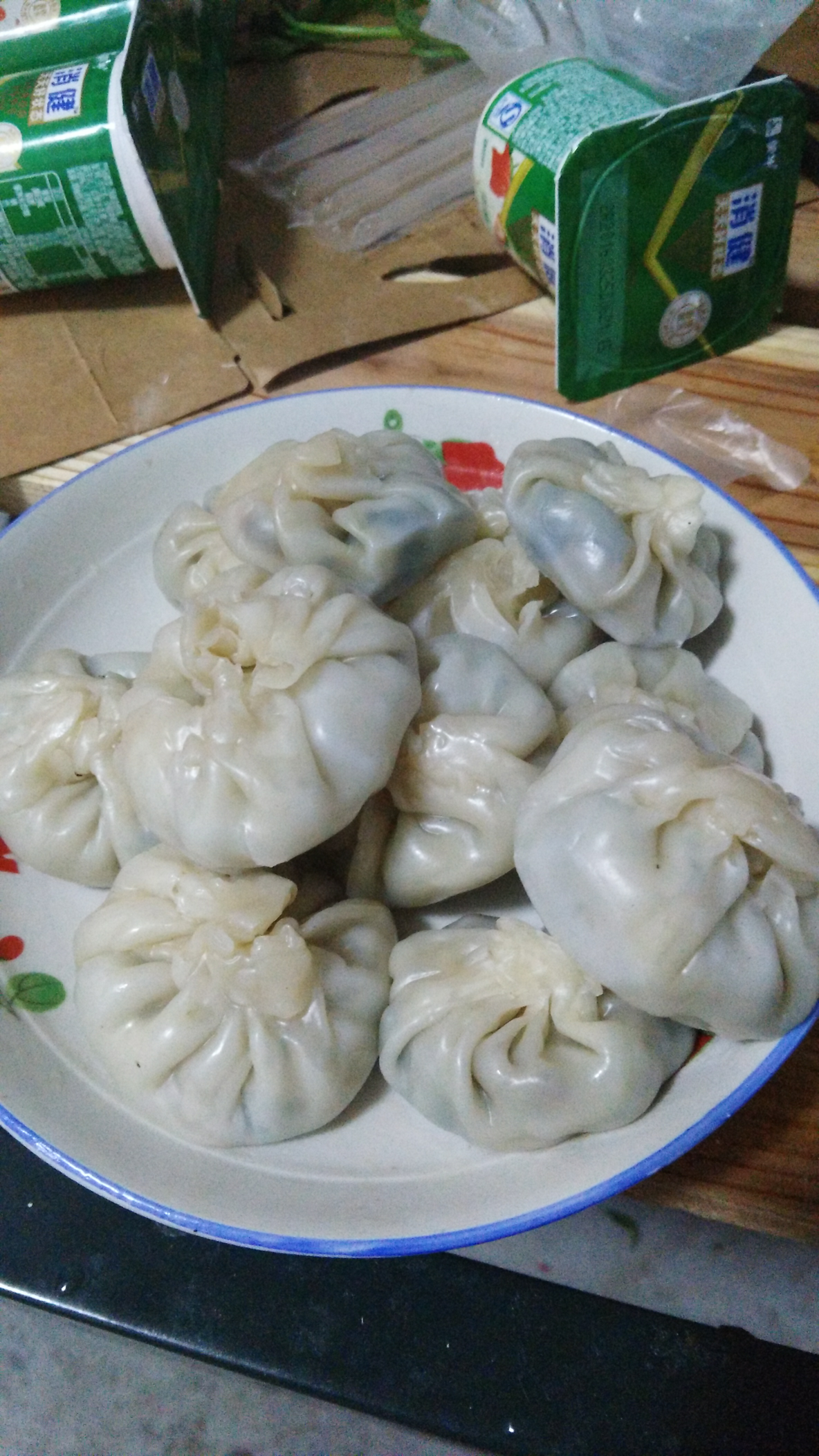 第一次尝试用饺子皮包包子