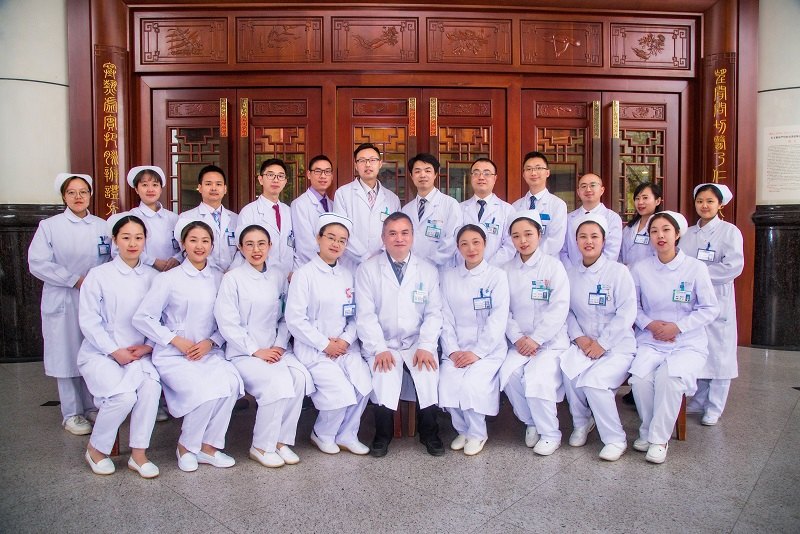 男性科2019合影(压缩).jpg