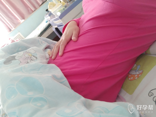 产后第五天!肚子差不多恢复了!先前还担心二胎会很慢恢复