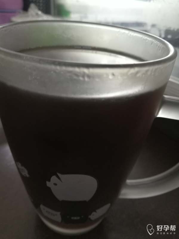 肚子好痛,喝杯红糖水吧