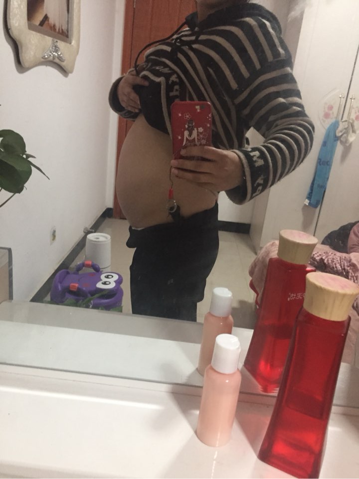 孕八个月男宝肚型图片图片