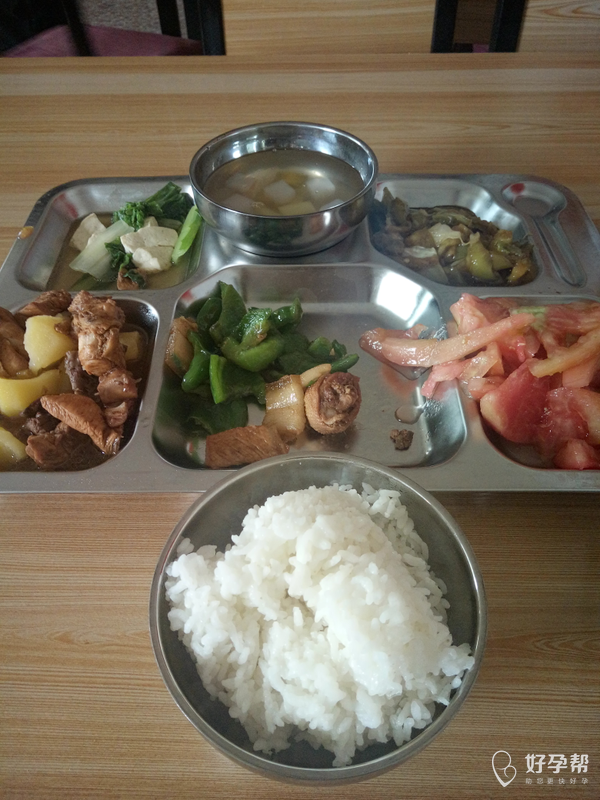 工作餐都中午了老公还在忙