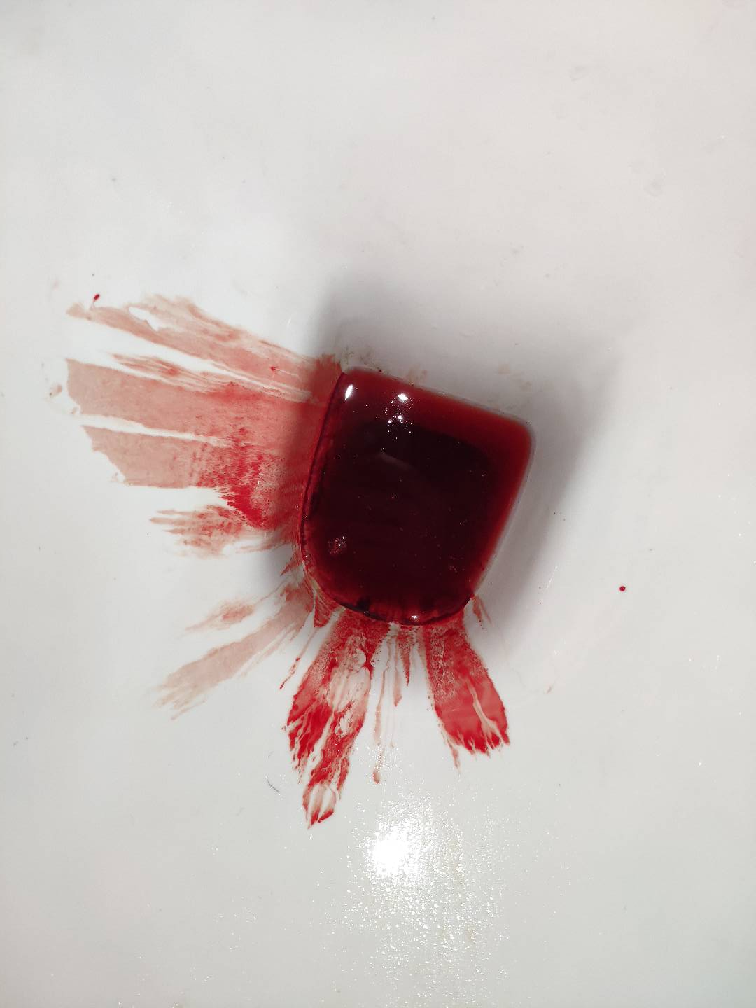 洗手池血迹图片图片