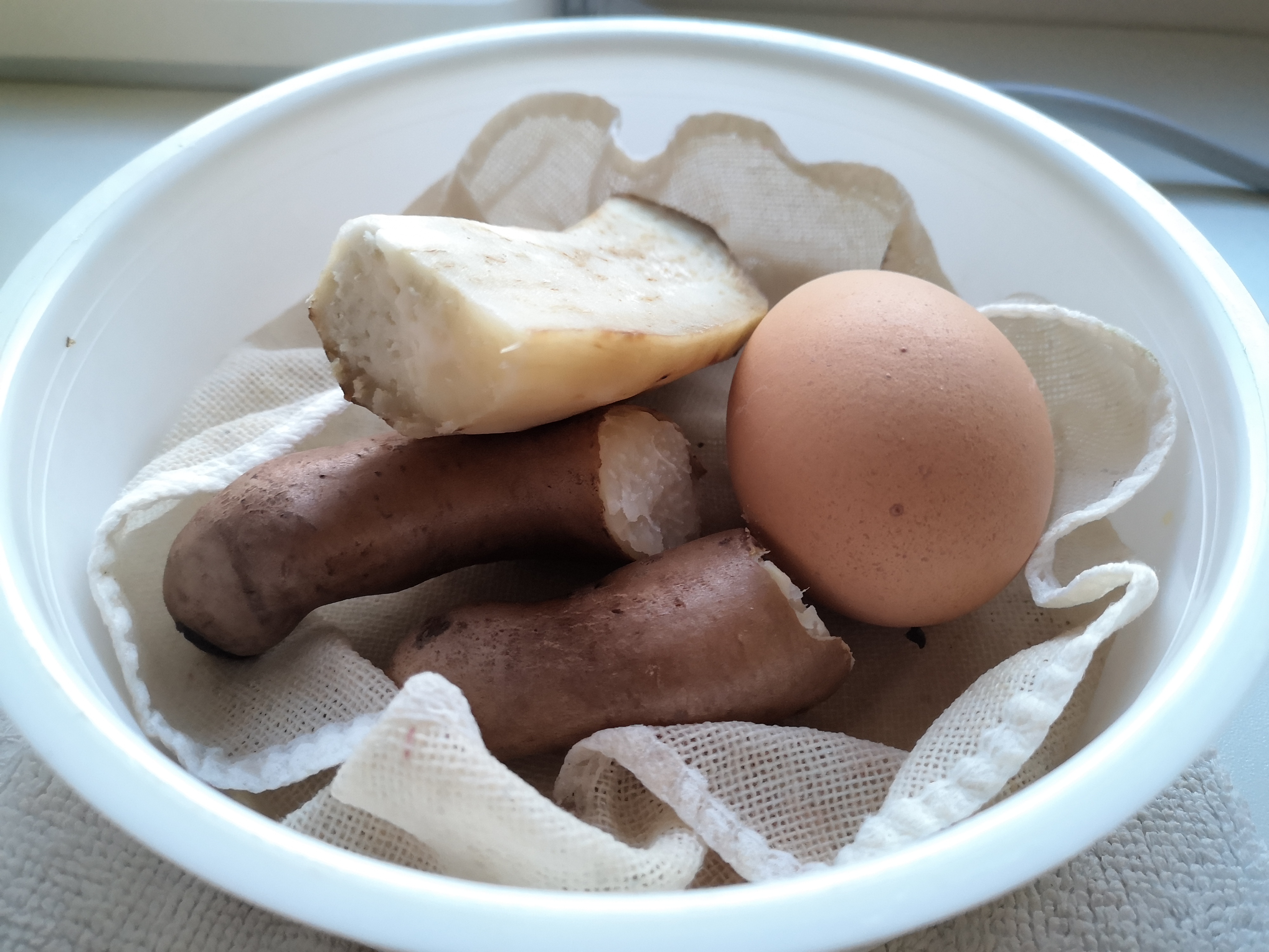 银耳莲子粥山药鸡蛋